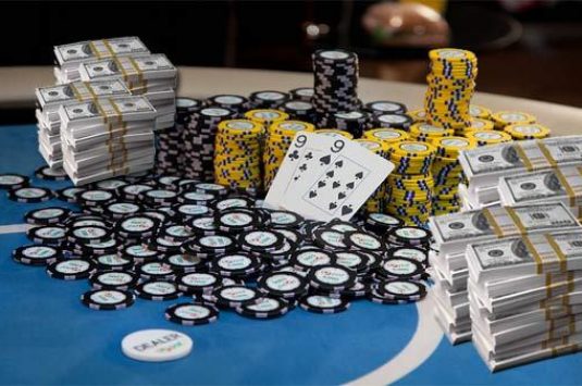 Permainan Taruhan Poker Online Uang Asli